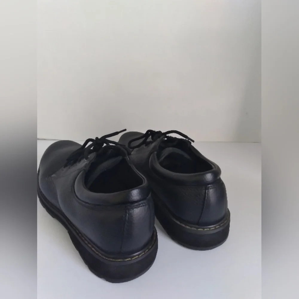 Dr. Scholls elevate your